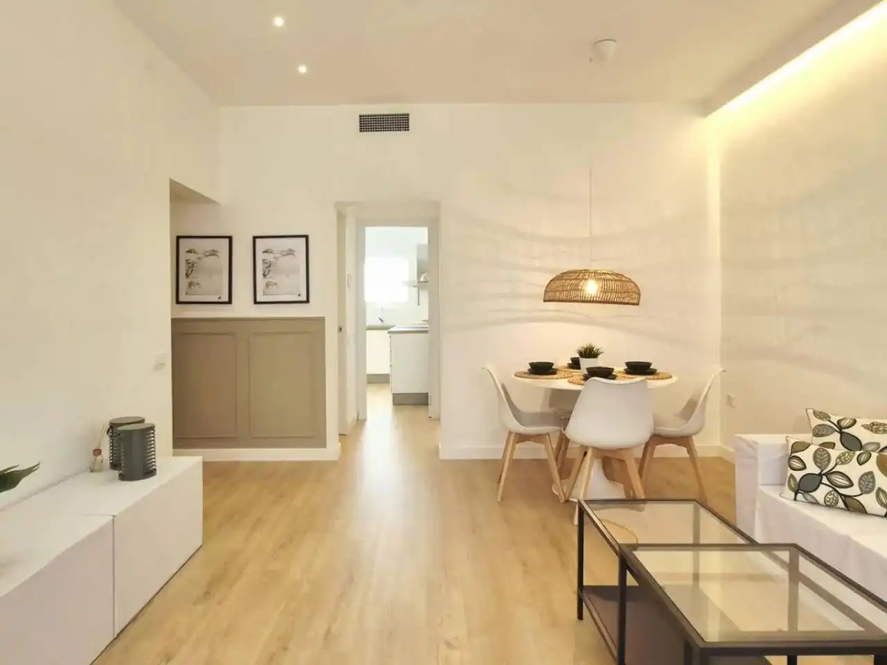 Dining room of Flat for sale in Las Rozas de Madrid  with Air Conditioner, Parquet flooring and Furnished