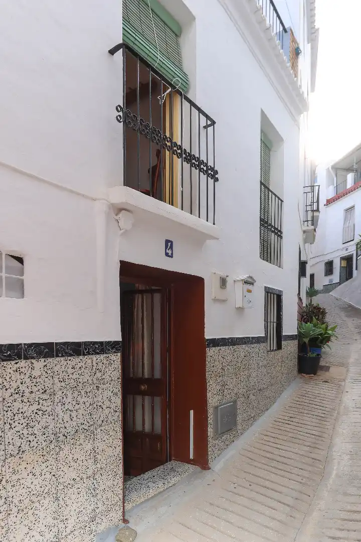 Vista exterior de Casa o xalet en venda en Tolox