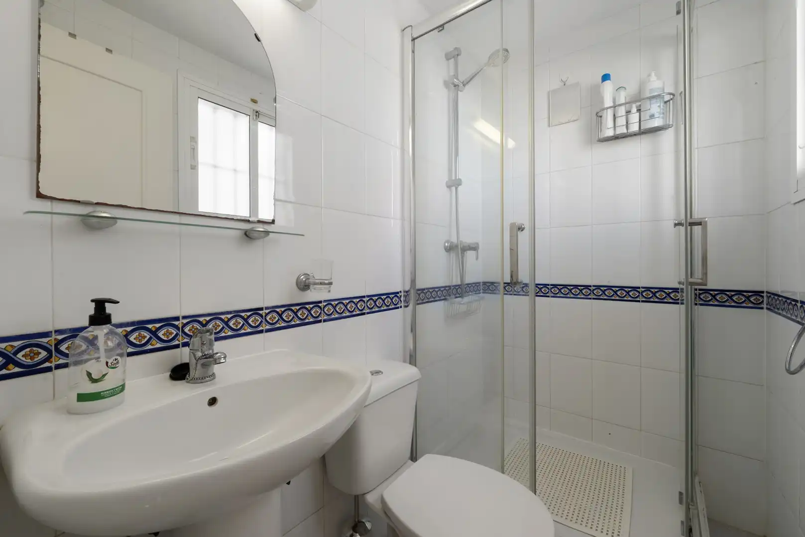 Bathroom of Attic for sale in Mijas  with Air Conditioner, Terrace and Swimming Pool