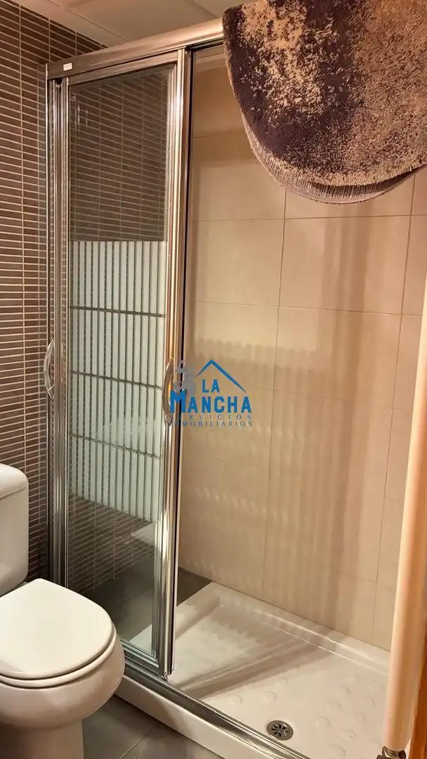 Baño de Apartamento en venta en Albacete con Calefacción, Trastero y Amueblado
