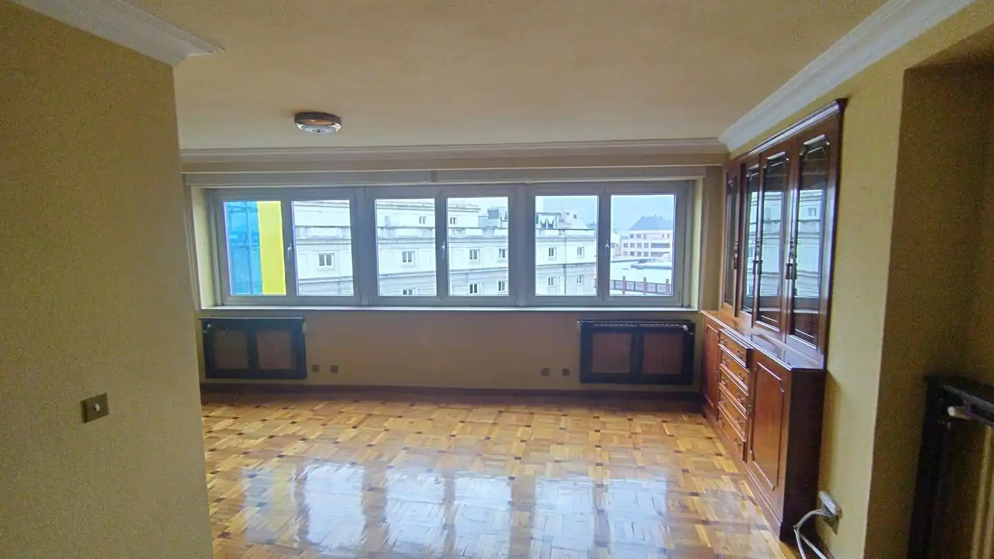 Pis amb ascensor en venda a De Argüelles 27, imagen 4