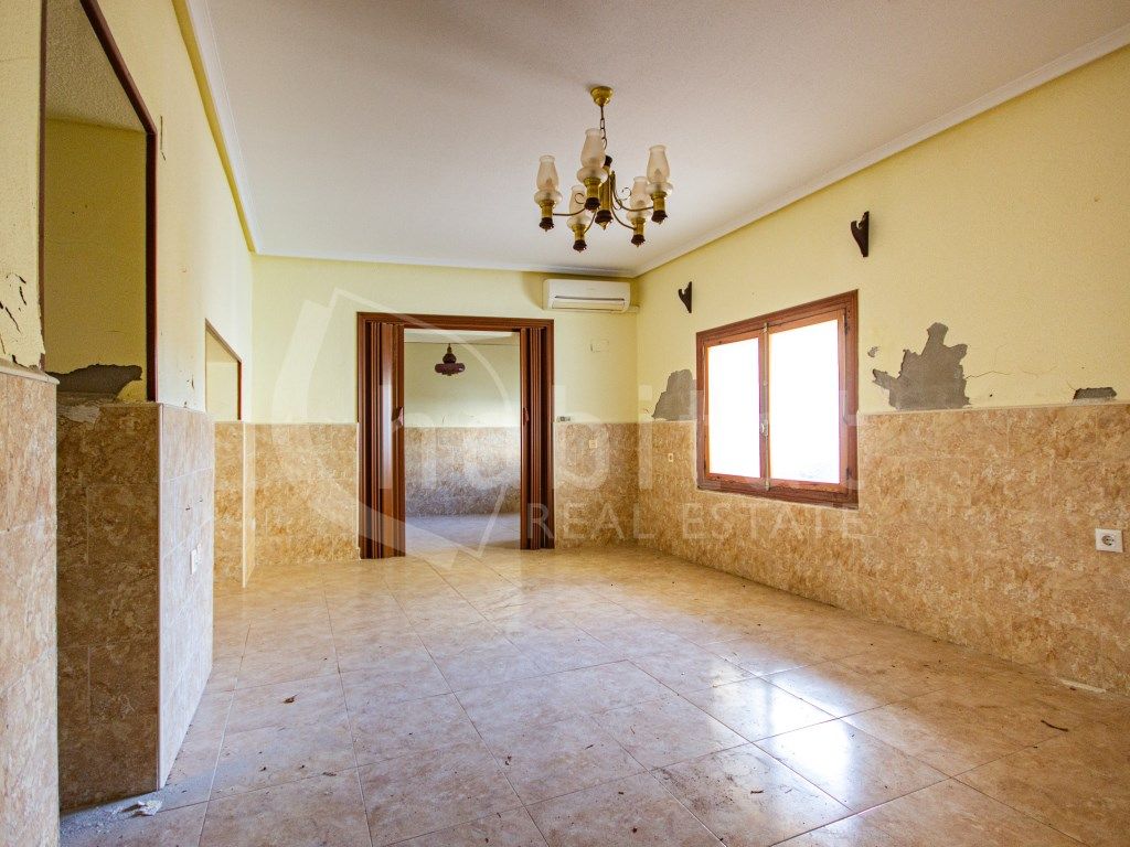 Casa adosada en venda en Los Montesinos