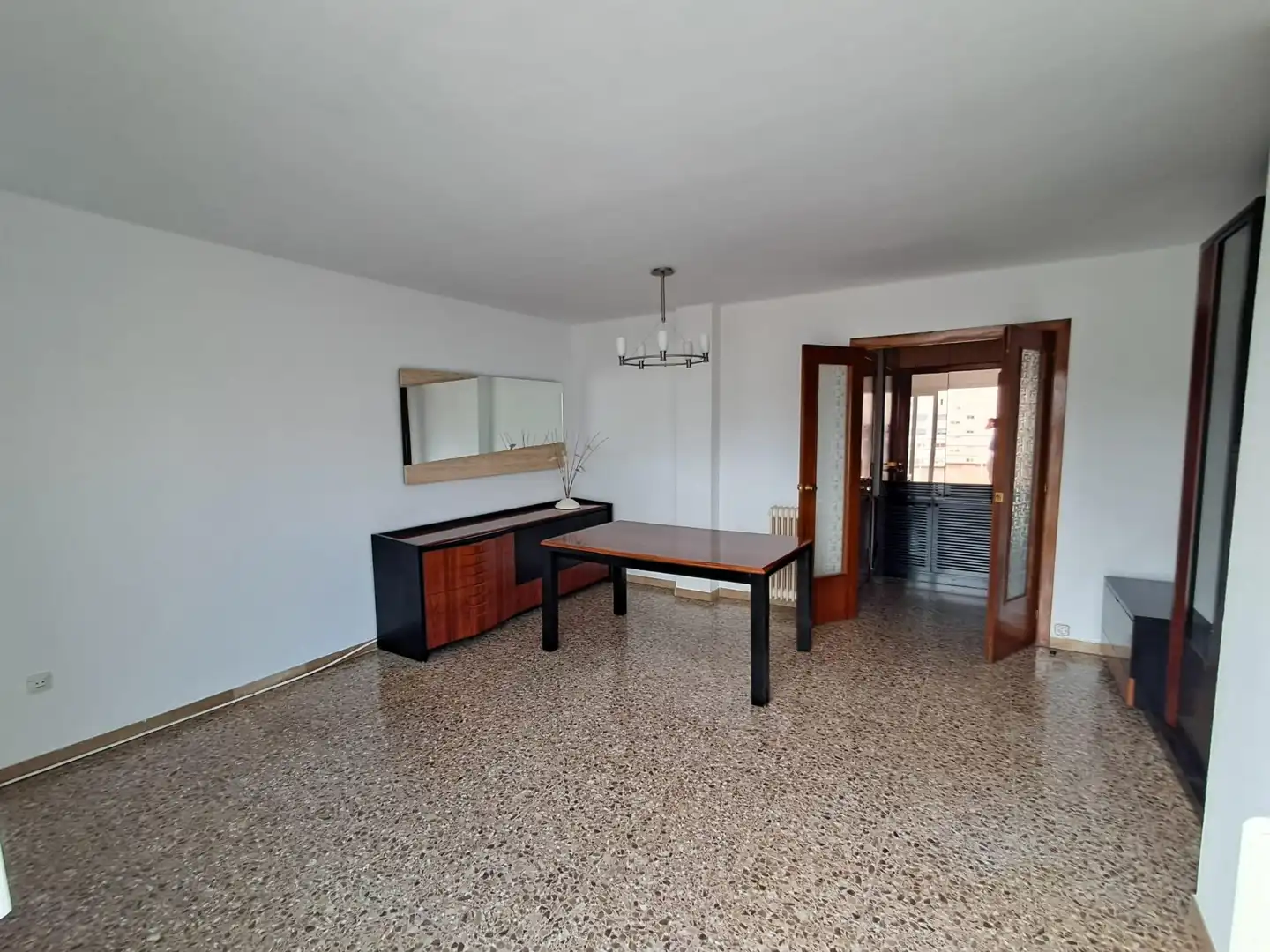 Piso con ascensor en venta en Instituts - Universitat, imagen 4