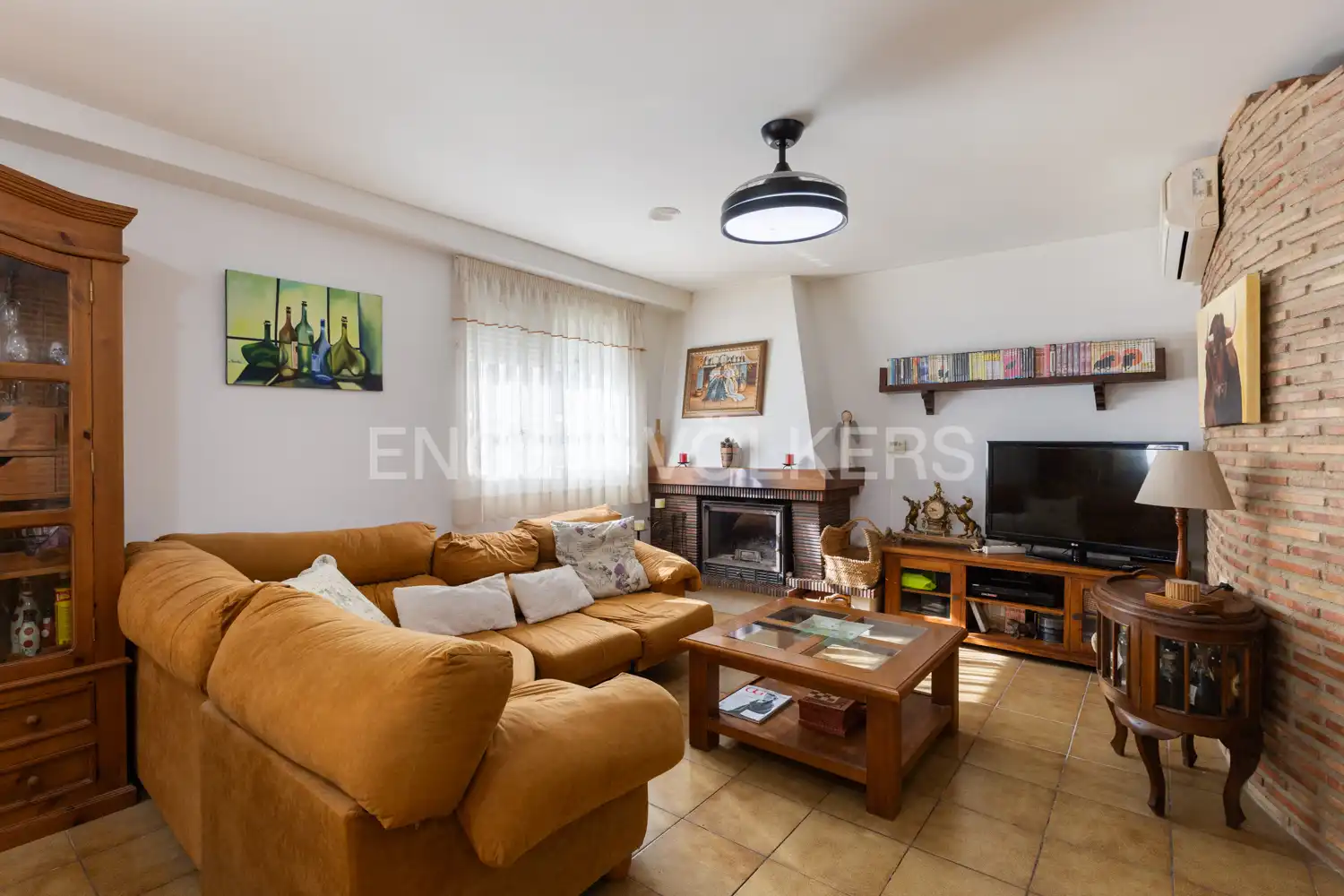 Sala d'estar de Casa o xalet en venda en Oropesa del Mar / Orpesa amb Aire condicionat, Calefacció i Jardí privat