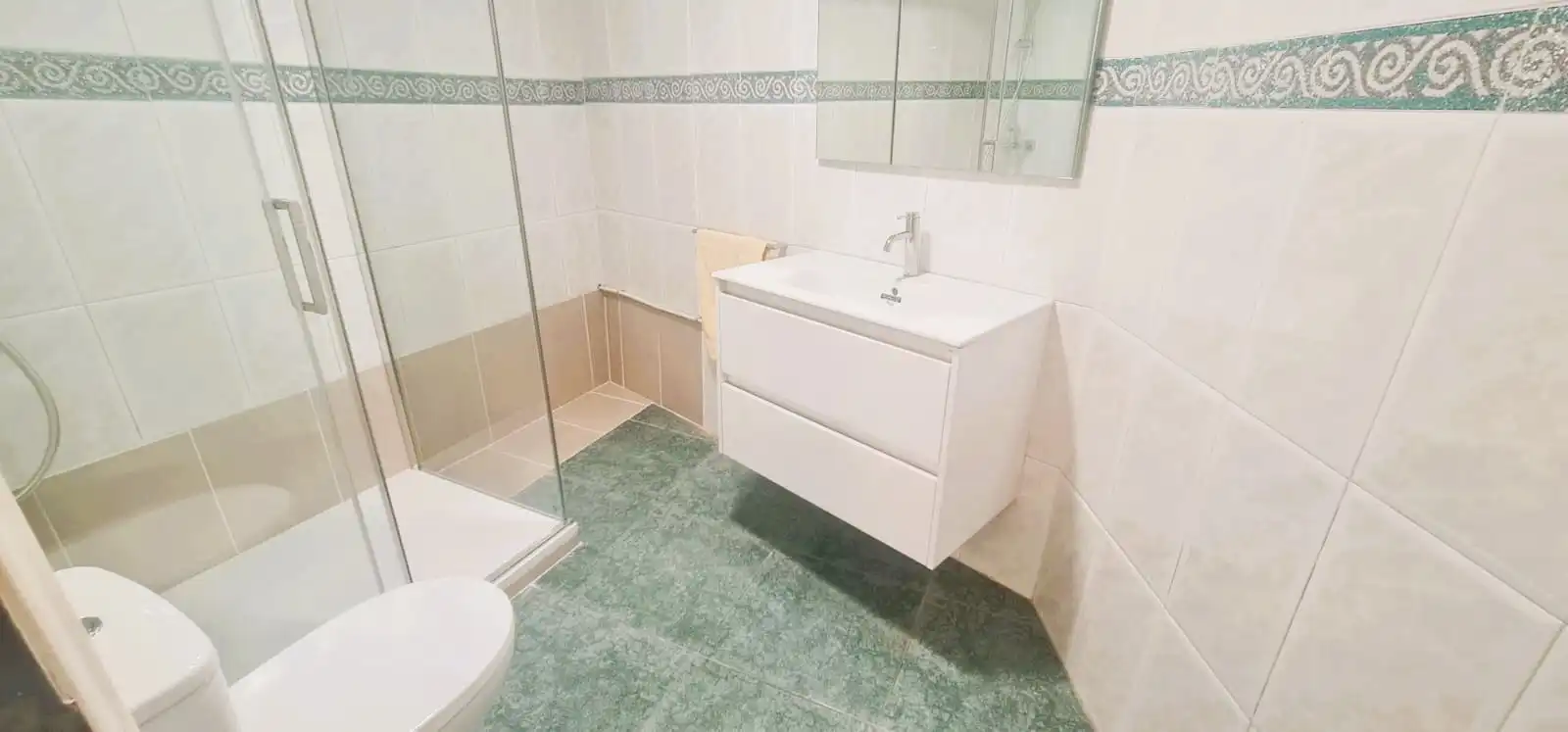 Bany de Casa o xalet en venda en Tarragona amb Aire condicionat, Calefacció i Jardí privat