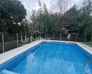 Swimming pool of House or chalet to rent in Vallgorguina  with Heating, Swimming Pool and Pets allowed