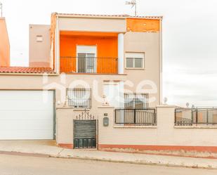Exterior view of House or chalet for sale in Poblete  with Air Conditioner and Terrace