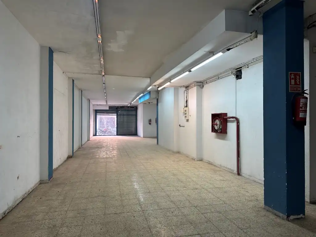 Local comercial en alquiler en Paseo Llorenc Serra, imagen 2