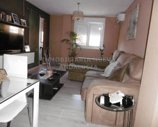 Sala d'estar de Pis en venda en  Almería Capital amb Aire condicionat i Terrassa