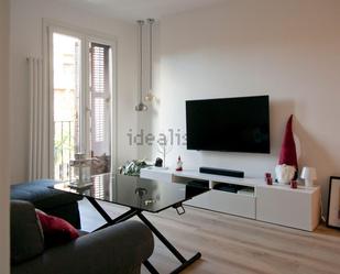 Living room of Flat to rent in  Madrid Capital  with Air Conditioner and Balcony