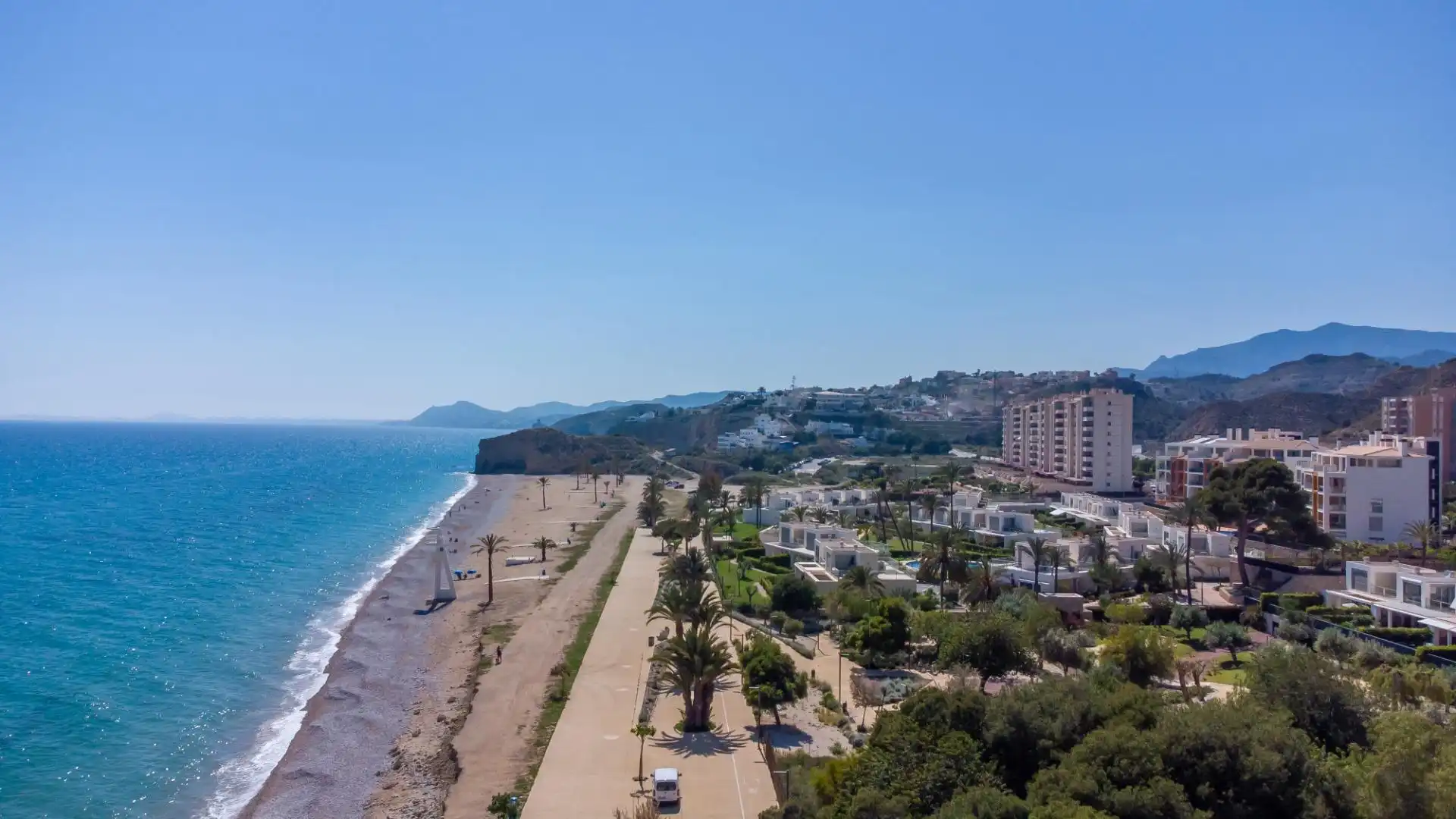 Vista exterior de Casa adosada en venda en Villajoyosa / La Vila Joiosa amb Aire condicionat, Moblat i Piscina comunitària