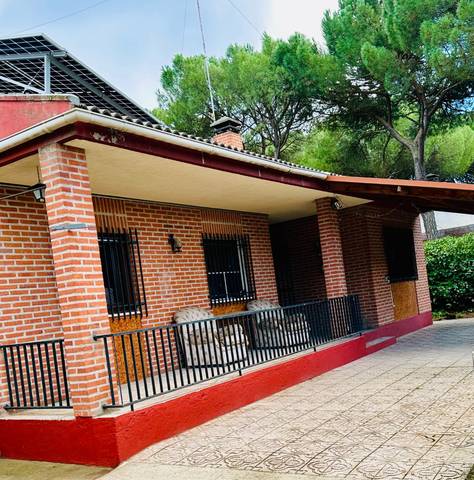 Casa-chalet en Venta en Urbanizacion la Luz, 102 en Olmedo