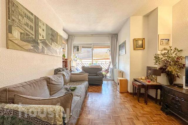 Piso en Venta en Calle del Trinquete, . en Apóstol Santiago
