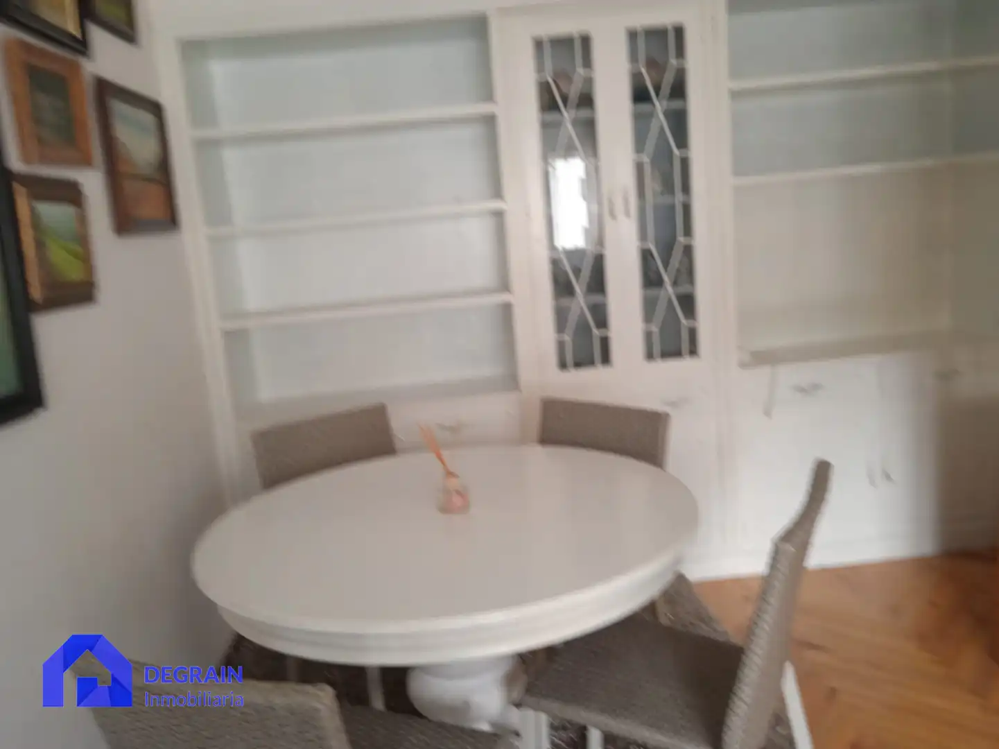 Comedor de Piso de alquiler en Oviedo  con Calefacción, Terraza y Amueblado