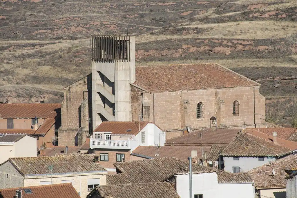 Vista exterior de Casa adosada en venda en Camprovín