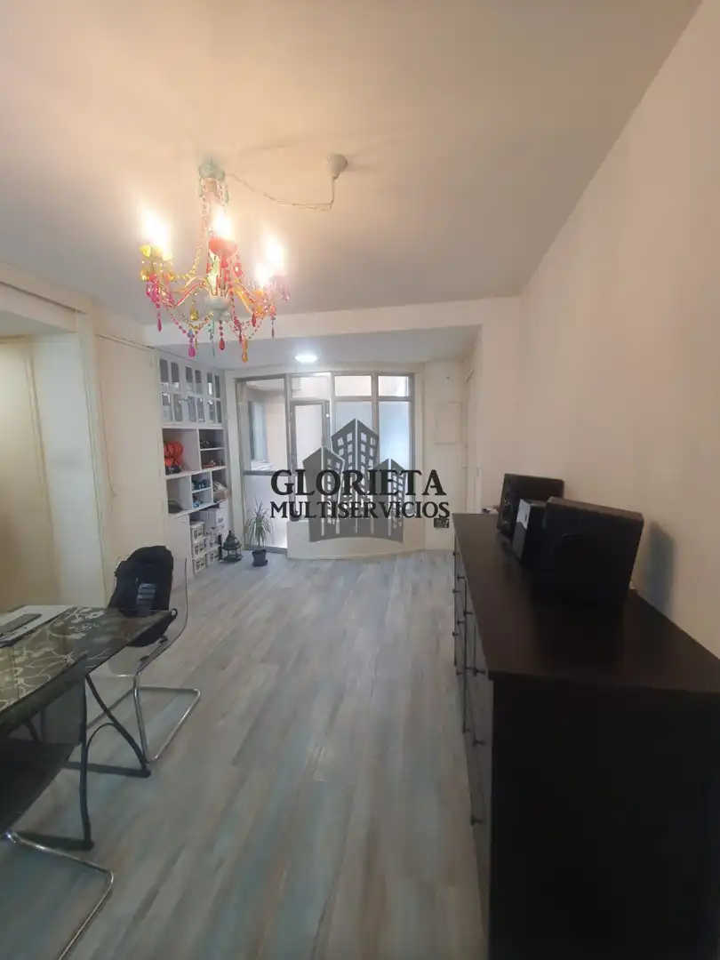 Piso en venta en Vigo  con Calefacción, Trastero y Amueblado