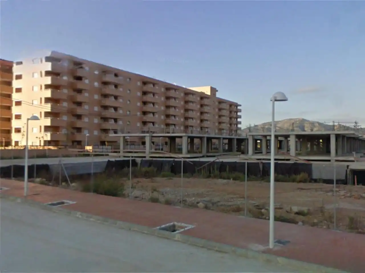Außenansicht von Gebäude zum Verkauf in Cabanes