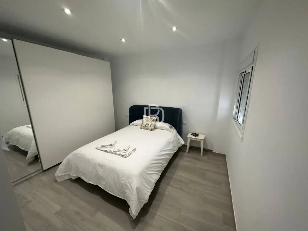 Schlafzimmer von Dachboden zum Verkauf in Santa Cruz de Tenerife mit Heizung, Parkett und Möbliert