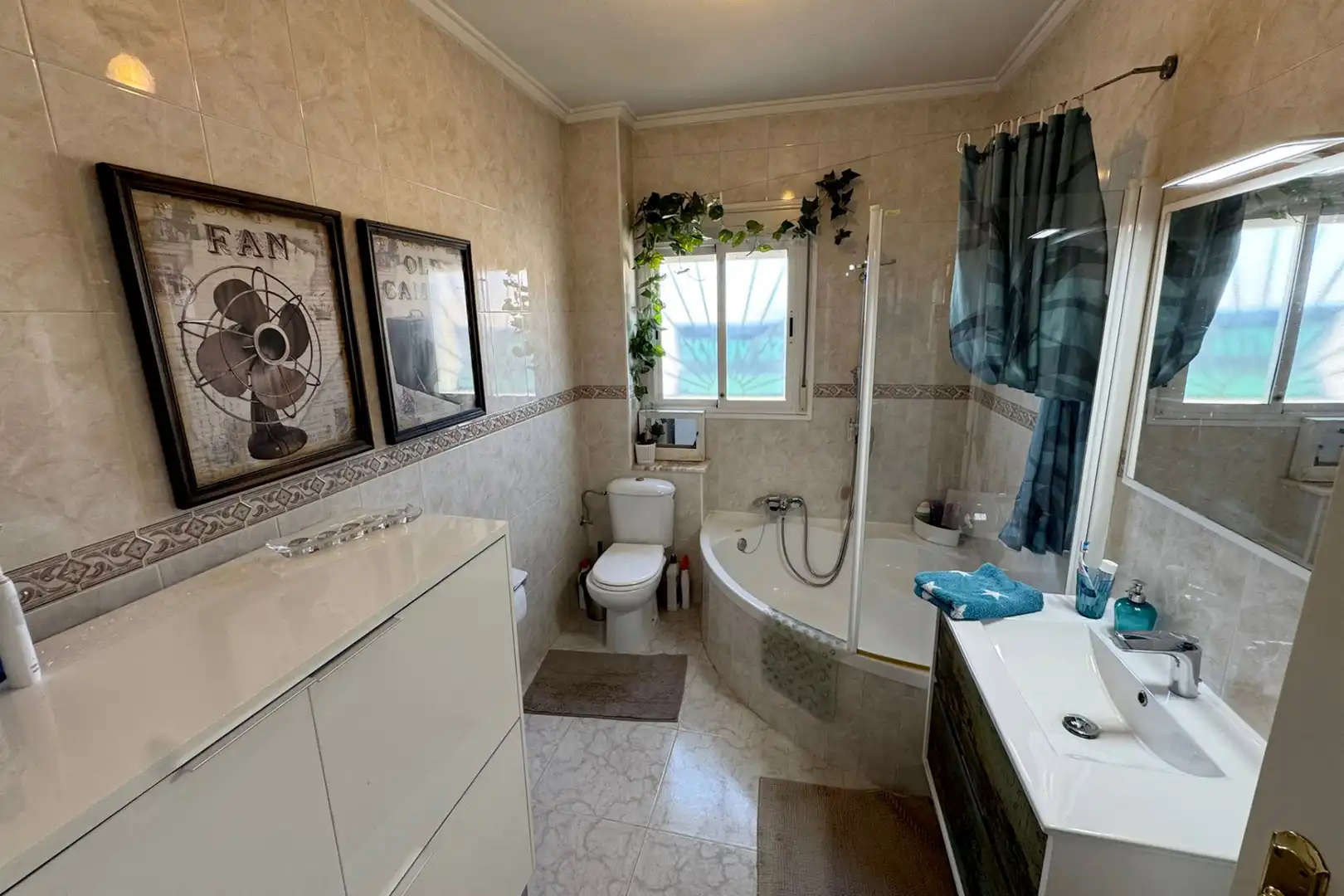 Baño de Casa o chalet en venta en Rojales con Aire acondicionado, Calefacción y Jardín privado