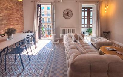 Sala d'estar de Pis en venda en  Barcelona Capital amb Aire condicionat, Calefacció i Terrassa