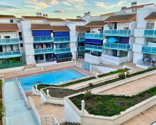 Piscina de Planta baixa en venda en La Puebla de Alfindén amb Aire condicionat, Calefacció i Terrassa