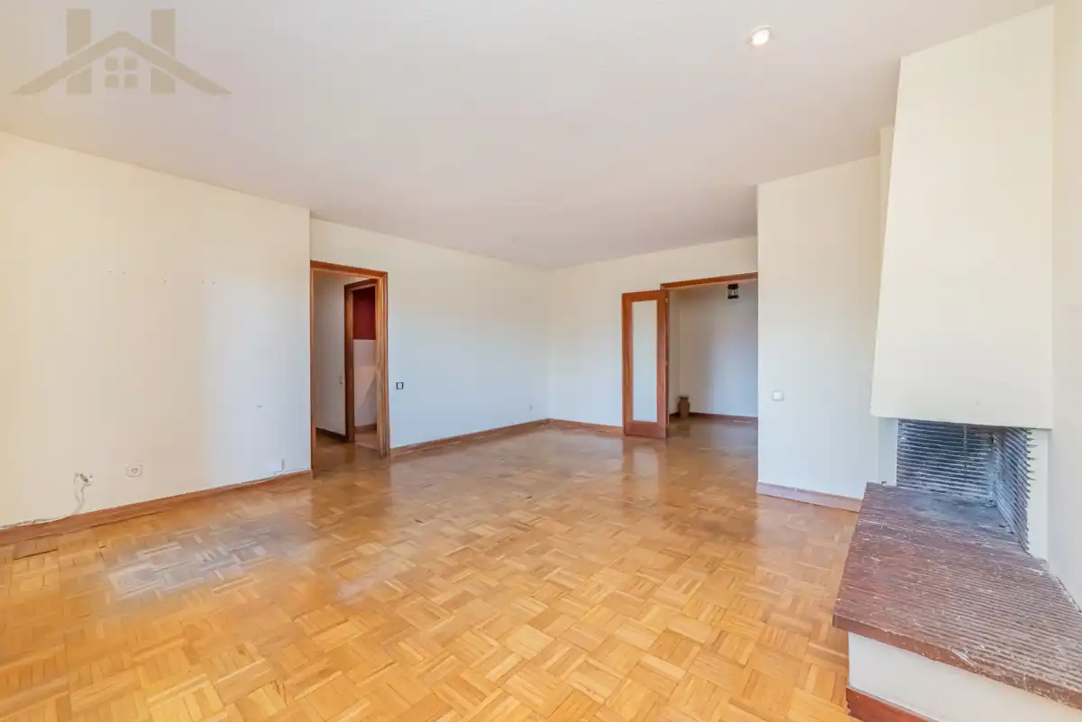 Piso en venta en Colmenar Viejo con Terraza, Trastero y Amueblado