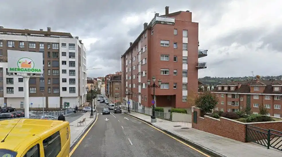 Vista exterior de Garaje de alquiler en Oviedo 