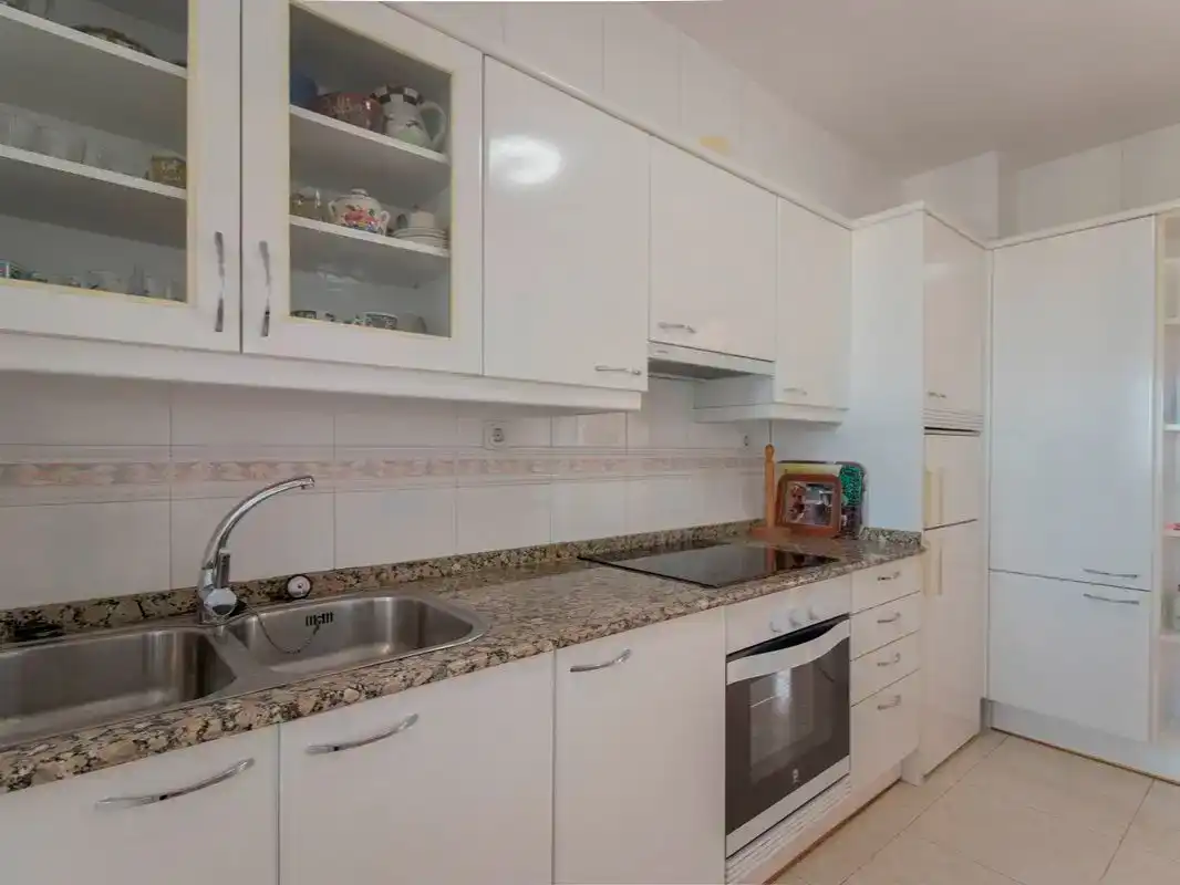 Cocina de Piso de alquiler en Los Castros - Castrillón - Eiris