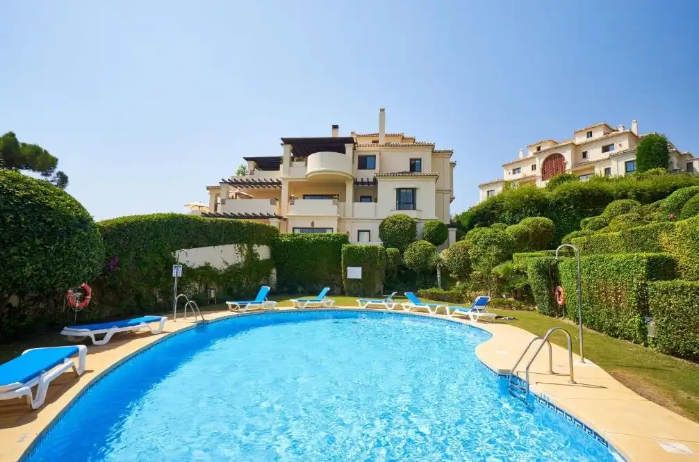 Jardín de Apartamento en venta en Benahavís con Aire acondicionado, Calefacción y Jardín privado