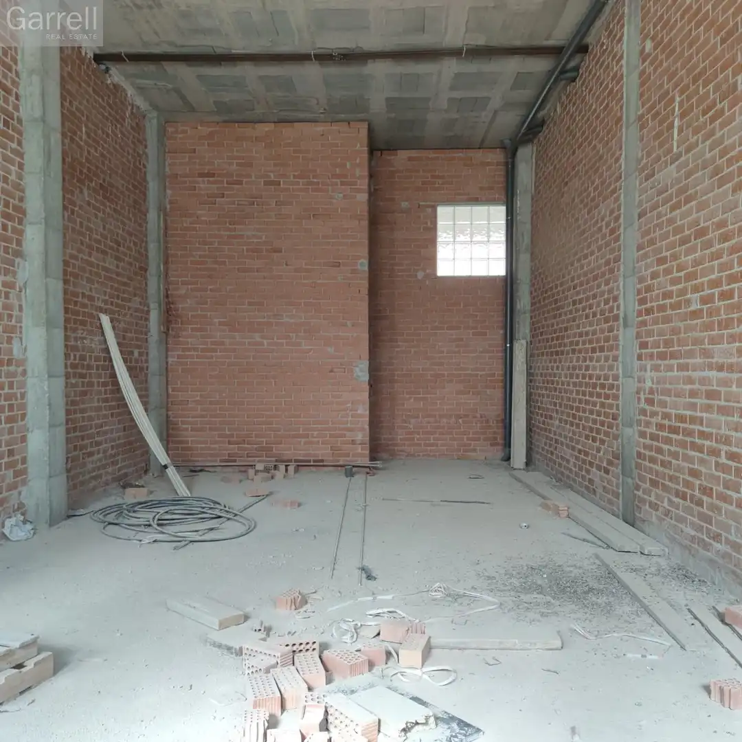 Local commercial à vendre à CL CARME AMAYA 
Es: Pl:LC Pt:
 LA LLAGOSTA (BARCELONA)