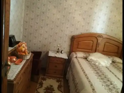 Casa amb jardí en venda a Ramón Torres 84