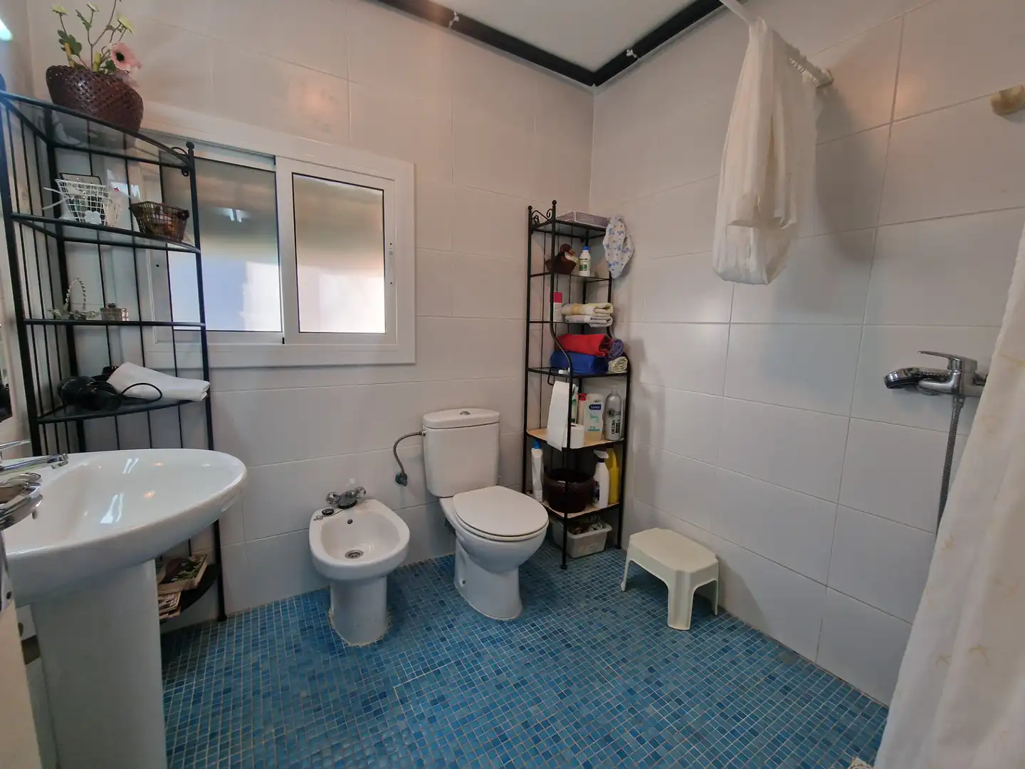 Bany de Casa o xalet en venda en Cubelles amb Calefacció, Jardí privat i Terrassa