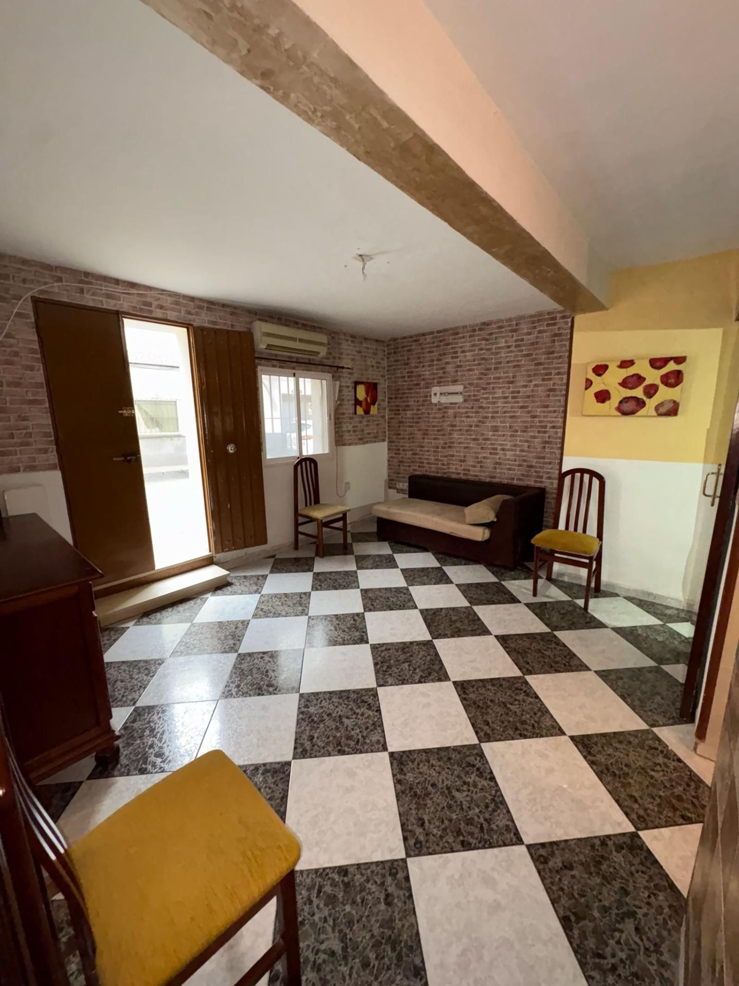 Flat for sale in Morón de la Frontera