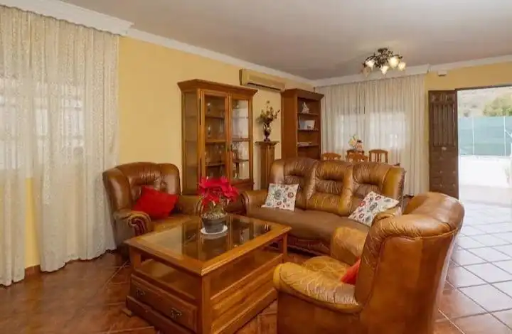 Living room of Houses for sale in Málaga  with Air Conditioner, Private garden and Terrace