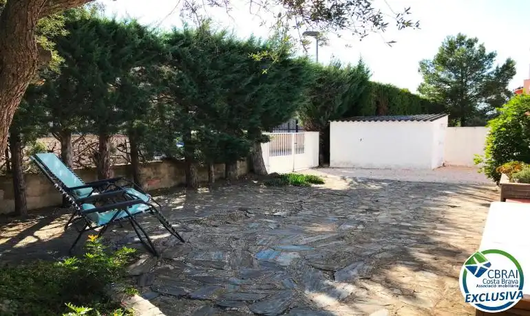 Casa con piscina en venta en Carrer Urgell 11, imagen 11
