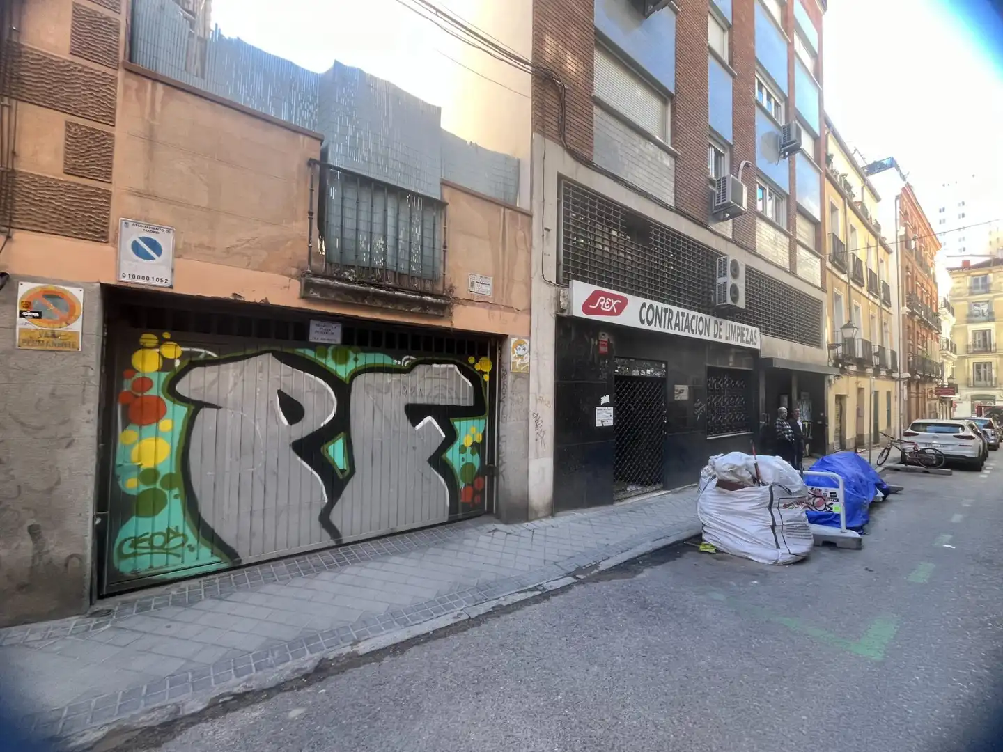 Vista exterior de Garatge en venda en Madrid