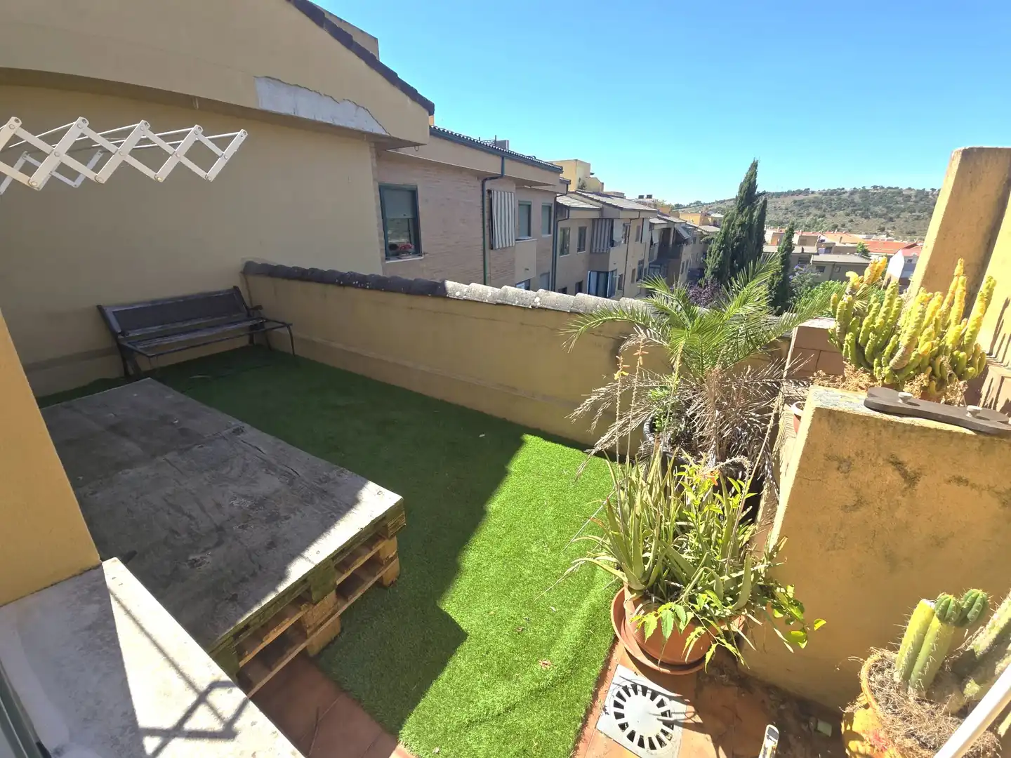 Terrasse von Wohnungen zur Miete in Cáceres mit Klimaanlage, Heizung und Terrasse