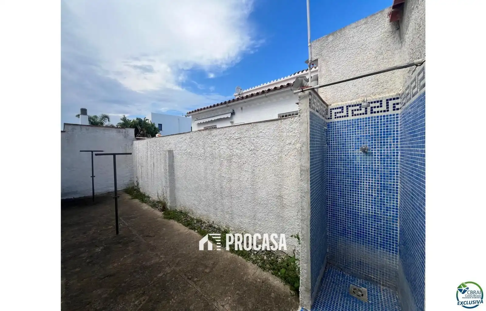 Vista exterior de Casa o xalet en venda en Empuriabrava amb Moblat