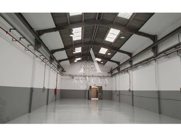 Nave industrial en alquiler en Calle Noi del Sucre 42