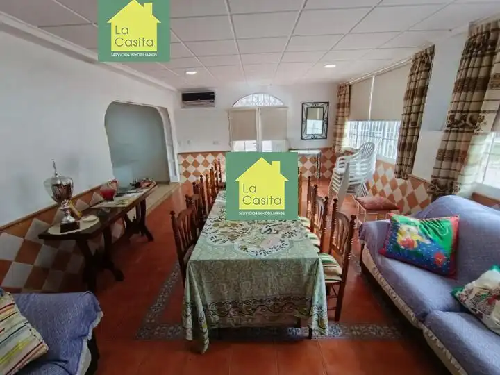 Casa o xalet en venda en Albacete amb Aire condicionat, Jardí privat i Traster
