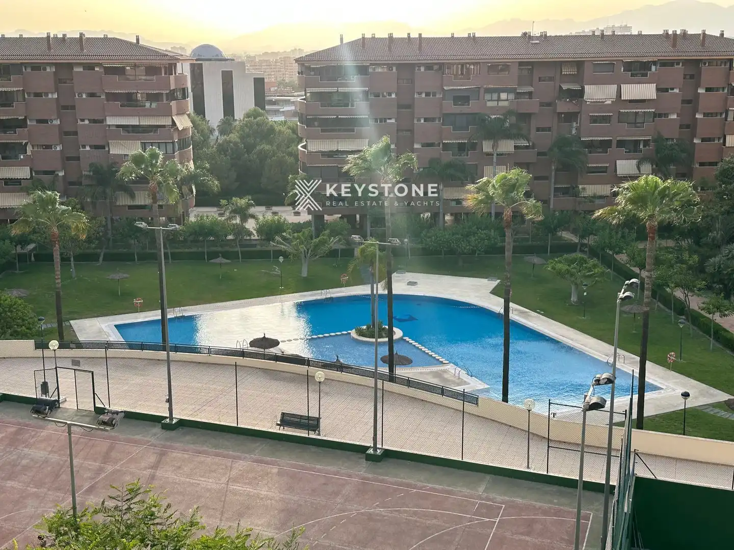 Piscina de Pis de lloguer en Alicante / Alacant amb Aire condicionat, Calefacció i Terrassa