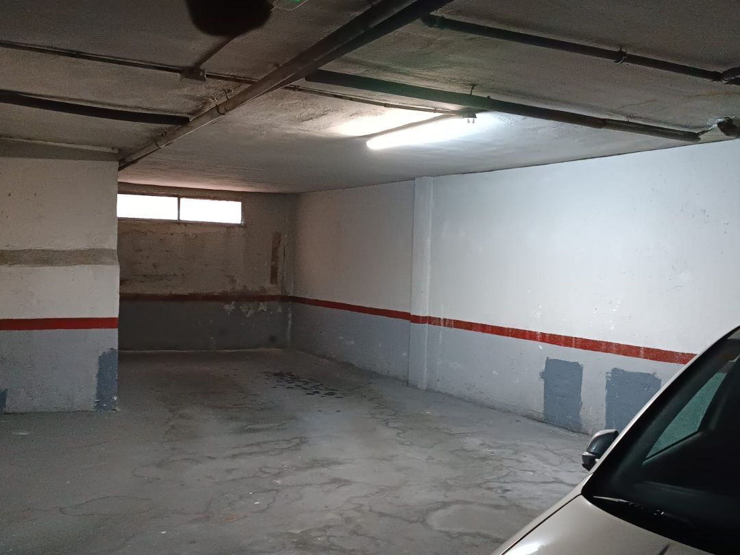 Parking of Garage for rent in Leganés