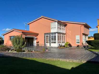 Exterior view of House or chalet for sale in Valdoviño