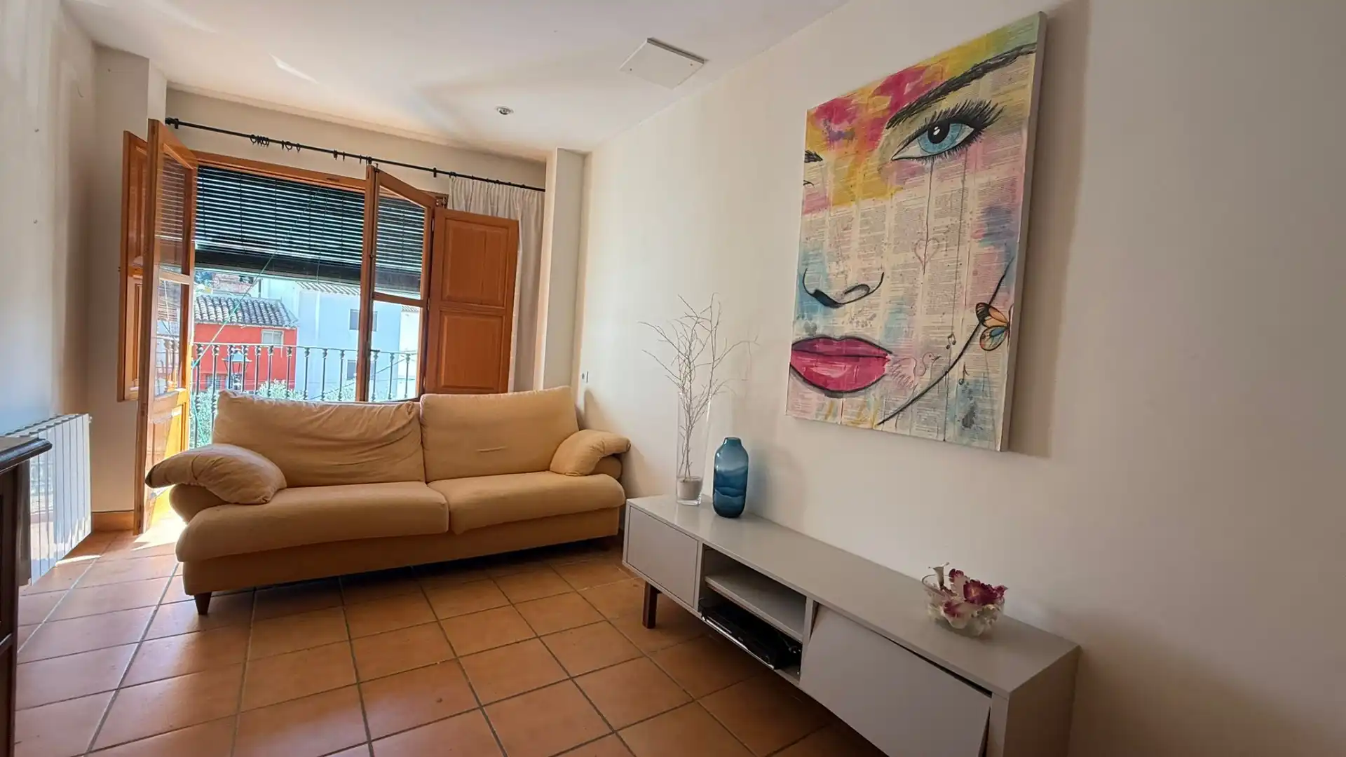 Sala d'estar de Casa o xalet en venda en Ayódar amb Calefacció, Terrassa i Moblat