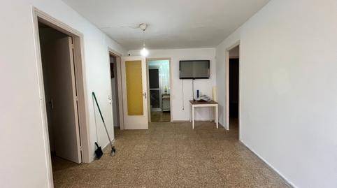 Photo 3 of Flat for sale in Carrer Joan Burgada, Molí Nou - Ciutat Cooperativa, Barcelona