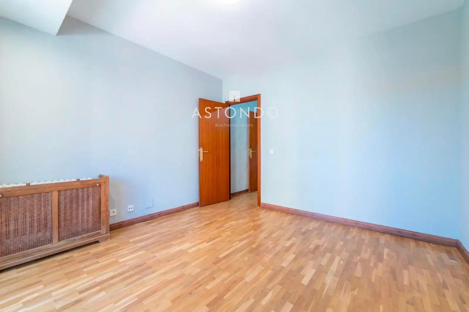 Bedroom of Flat for rent in Madrid  with Air Conditioner, Heating and Terrace