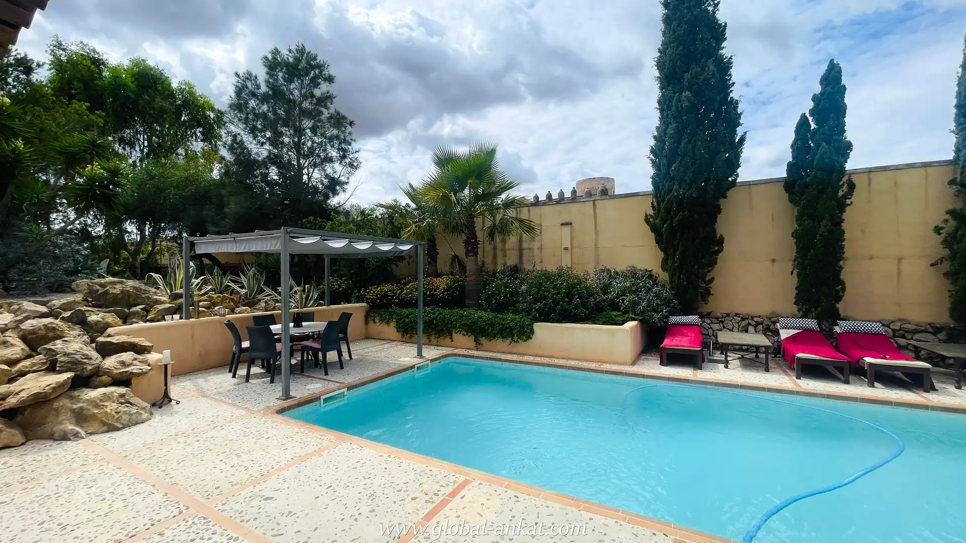 Piscina de Casa o chalet en venta en Felanitx con Aire acondicionado, Calefacción y Jardín privado