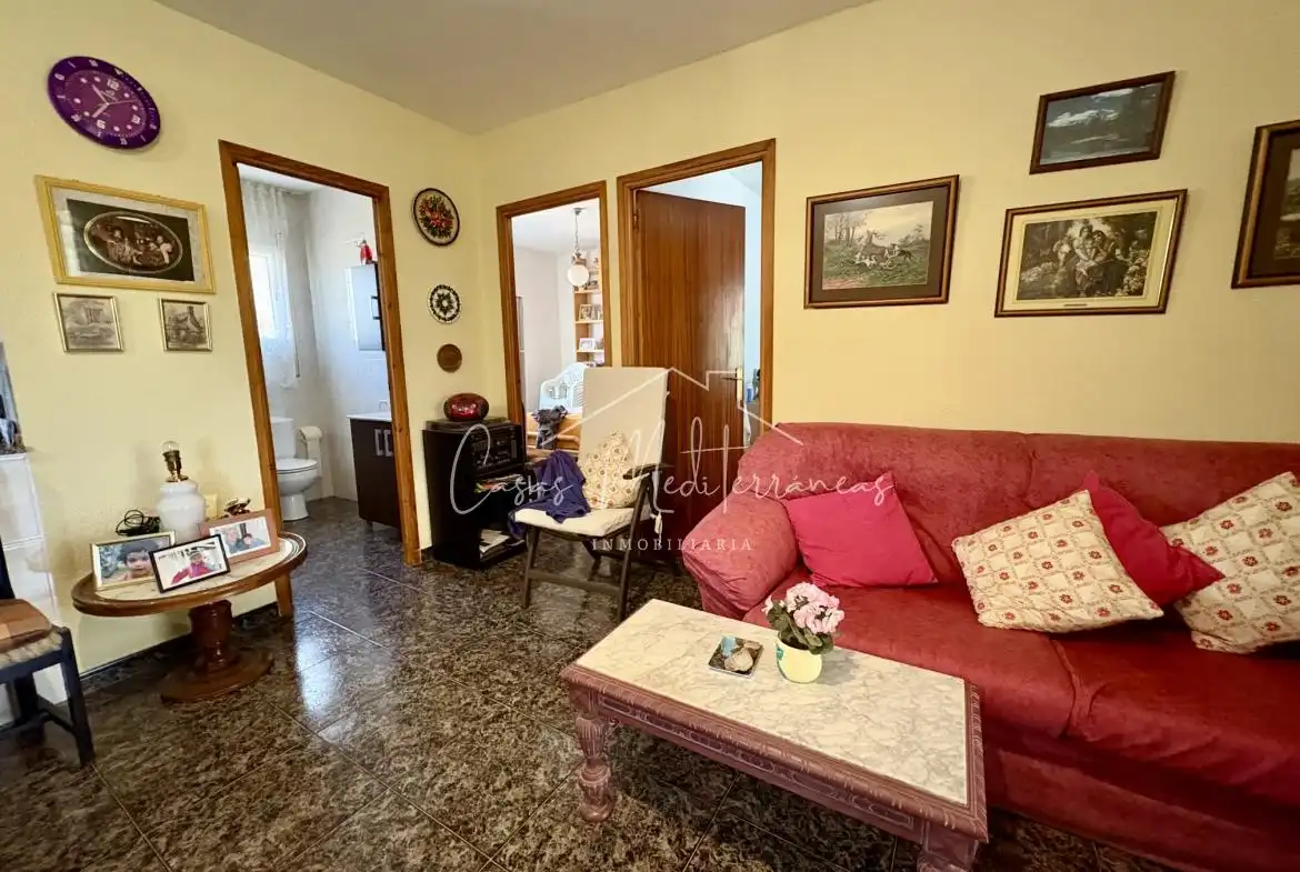 Sala d'estar de Finca rústica en venda en Mont-roig del Camp amb Aire condicionat, Calefacció i Jardí privat