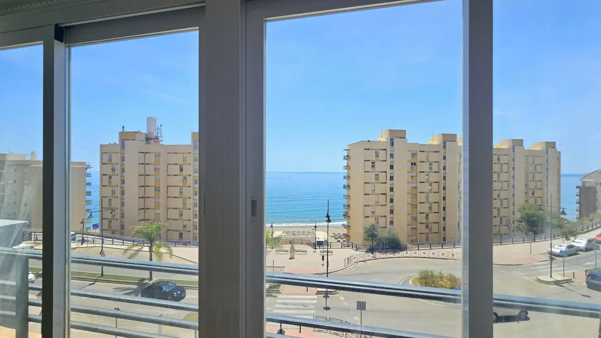 Vista exterior de Pis en venda en Fuengirola amb Terrassa i Balcó