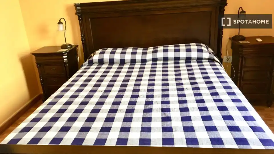 Dormitori de Apartament per a compartir en Santa Cruz de Tenerife amb Aire condicionat, Terrassa i Moblat